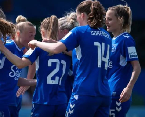 eToro to sponsor four women’s football teams next season