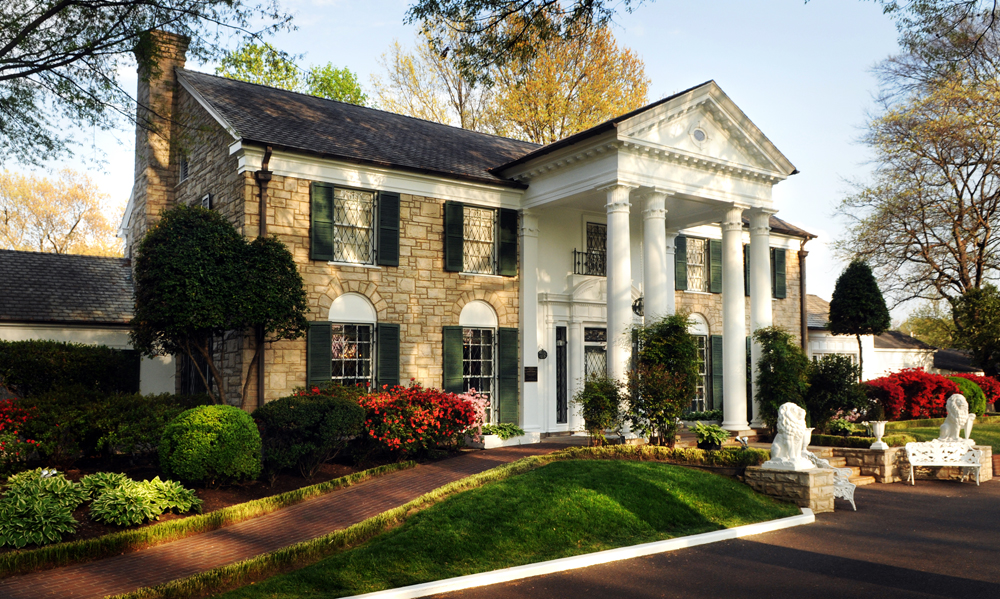 Graceland Introduces Beacon-Enabled iPad Tour