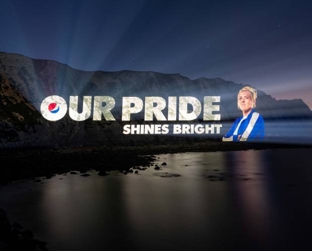 Bright shines Bright in Pepsi Max promotion to celebrate England women's football team's achievement